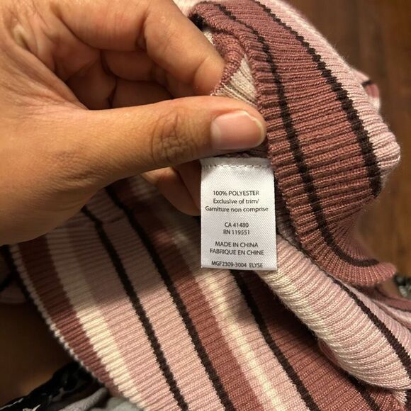 New Gentle Fawn Sweater - Picture 4 of 4